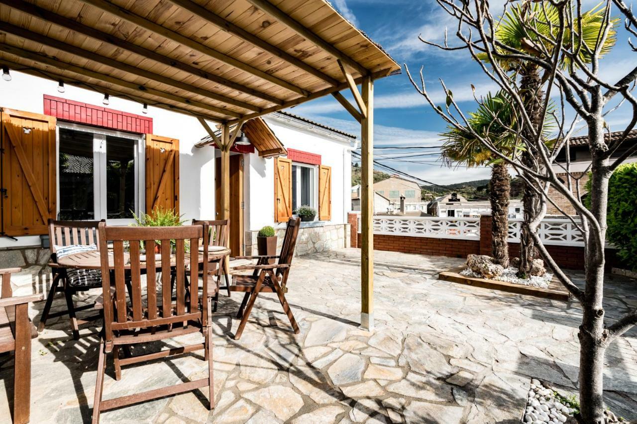 Vila Ca La Magdalena Cardona Exteriér fotografie